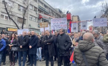 Policia njofton se protesta e serbëve në veri ka përfunduar e qetë dhe pa incidente, pjesëmarrës ishin rreth 1.800 persona
