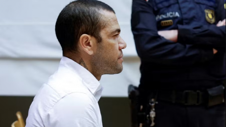 Faktohet sulmi seksual, gjykata spanjolle e dënon edhe zyrtarisht me shumë vite burg dhe para Dani Alvesin