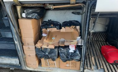 Dogana kap mbi 4 mijë euro mallra të kontrabanduara në autobusin e linjës Serbi-Kosovë