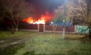 Rrëzohet një aeroplan luftarak rus në rajonin e Khersonit - ukrainasit publikojnë video prej vendit të ngjarjes