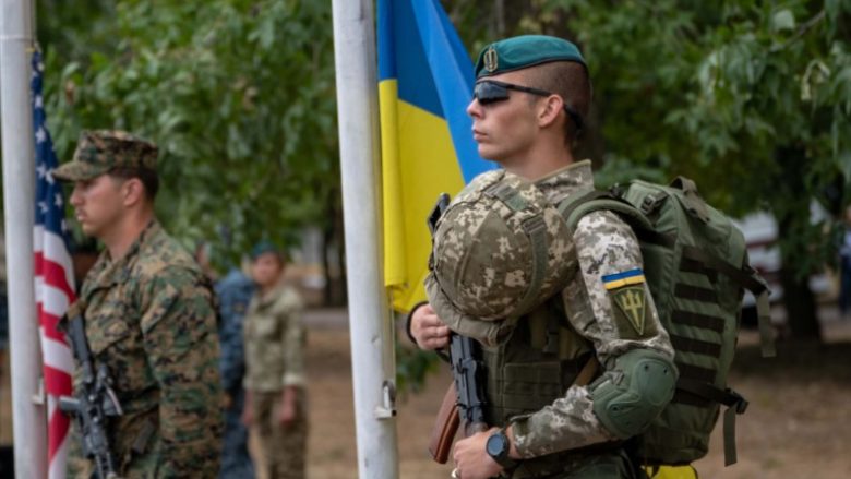 Ushtria amerikane përdor fondet e veta për të stërvitur forcat ukrainase