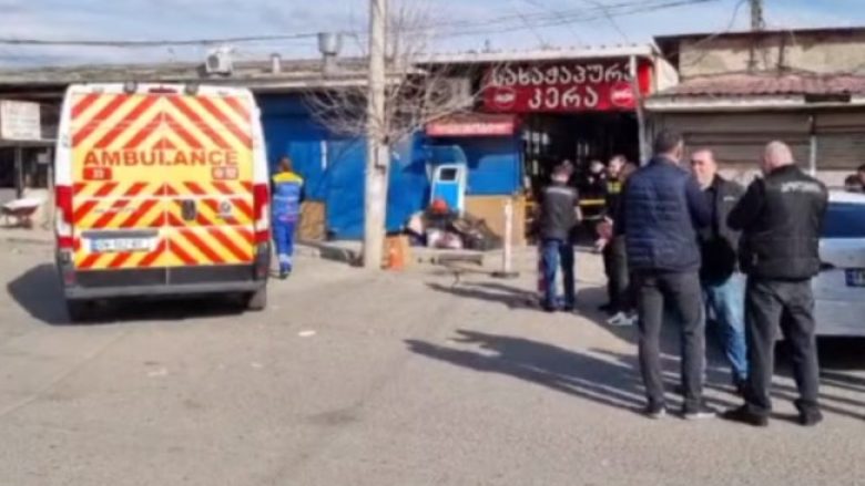 Një person i armatosur vret katër njerëz në Gjeorgji – publikohen pamjet nga tregu i quajtur “Stamboll”