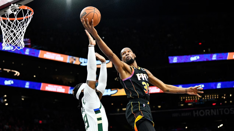 Shkëlqejnë Booker dhe Durant, Phoenix Suns marrin fitoren ndaj Milwaukee Bucks