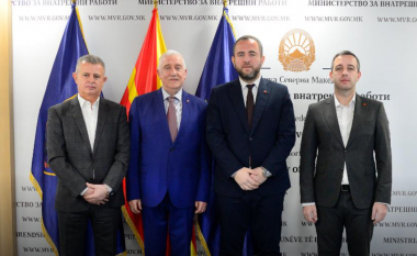 Toshkovski: Shqipëria ka mirëkuptim për problemet e Maqedonisë me dokumentet personale