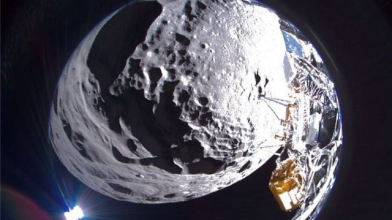 NASA ka sjell pamjet e para nga krateri Schomberger në Hënë