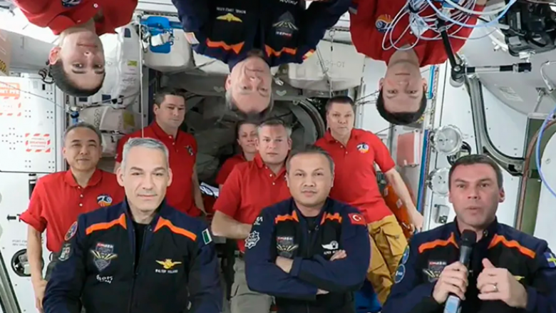 Astronautët nga Italia, Turqia dhe Suedia kthehen në Tokë