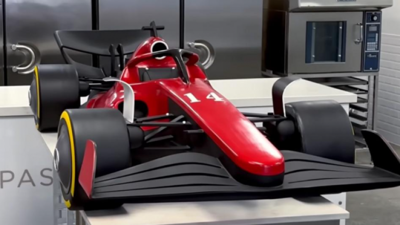 Amaury Guichon krijon veturën sportive F1 tërësisht nga çokollata