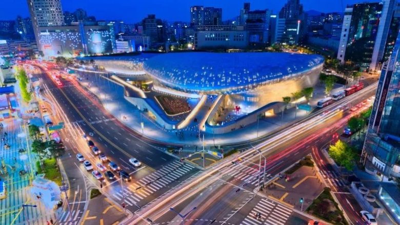 Një grua që jeton në Korenë e Jugut tregon pse mendon se banorët atje jetojnë ‘në vitin 2050’