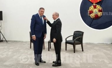 Sikurse Vuçiqit, Putin ia dha Dodikut dekoratën e dytë më të lartë të Rusisë