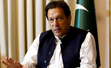 Ish-kryeministri pakistanez shpalli fitoren në zgjedhje me një video të krijuar nga Inteligjenca Artificiale