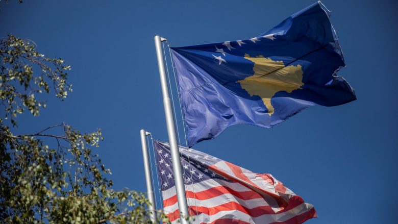Ambasada amerikane publikon letrën e njohjes së shtetësisë së Kosovës para 16 vjetësh