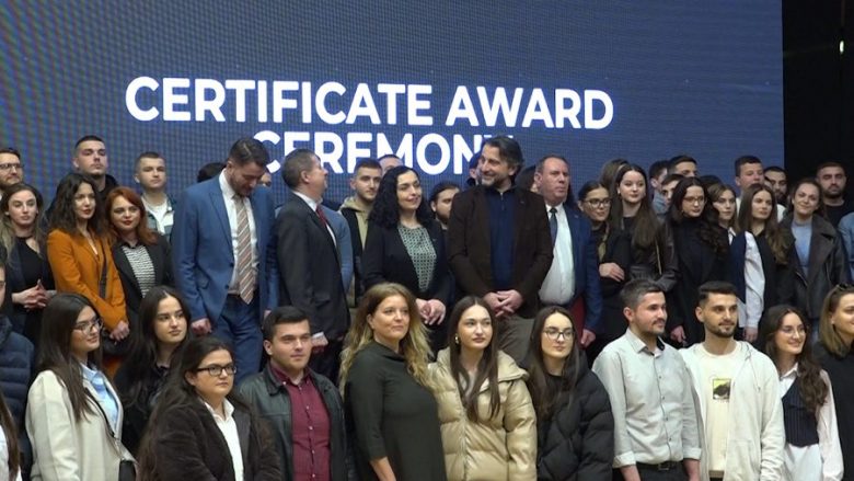 ​Certifikohen 200 të rinj për teknologji informative, Osmani: Kosova vatër e inovacionit