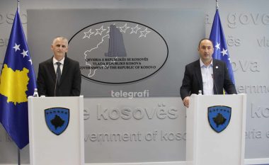 Pritjes i erdhi fundi, nënshkruhet kontrata për vazhdimin e punimeve në magjistralen Prishtinë-Mitrovicë