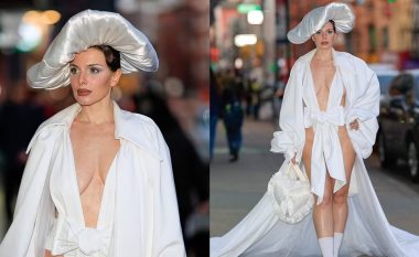 Julia Fox vesh një kostum të çuditshëm dhe provokues, për Javën e Modës në New York