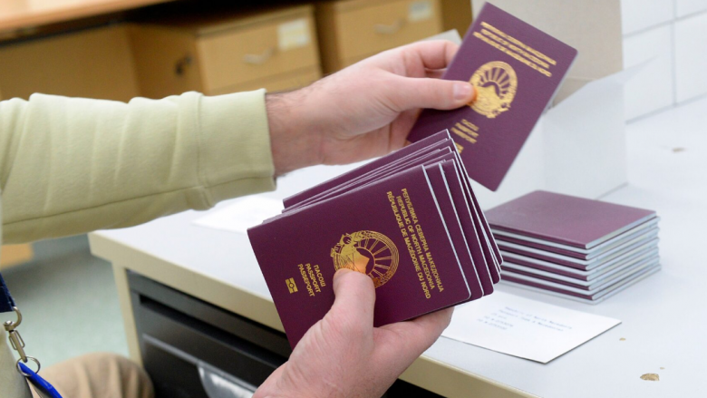 Dy muaj pritje për një pasaportë në Maqedoninë e Veriut