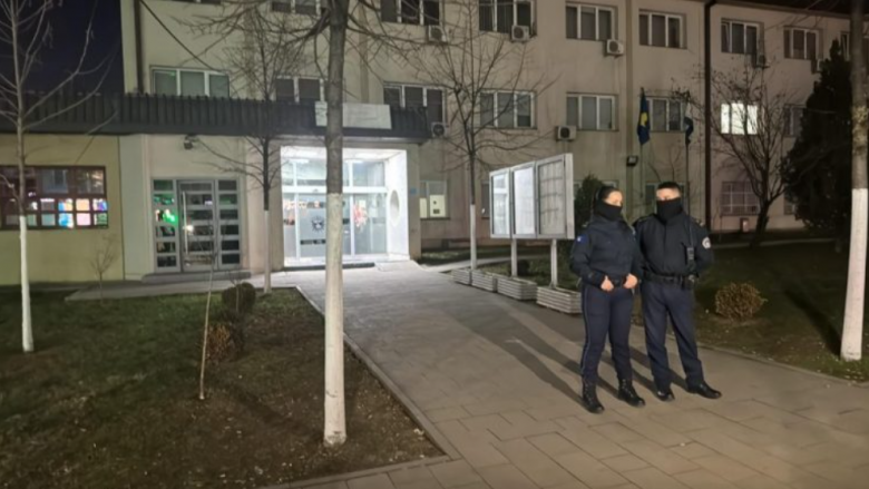 Mbyllet objekti ‘misterioz’ ngjitur me stacionin e Policisë në Prishtinë, intervistohen dy të dyshuar