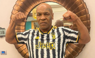 “Stërvitja do të bëhet shumë më e vështirë”, Mike Tyson pozon me fanellën e Juventusit