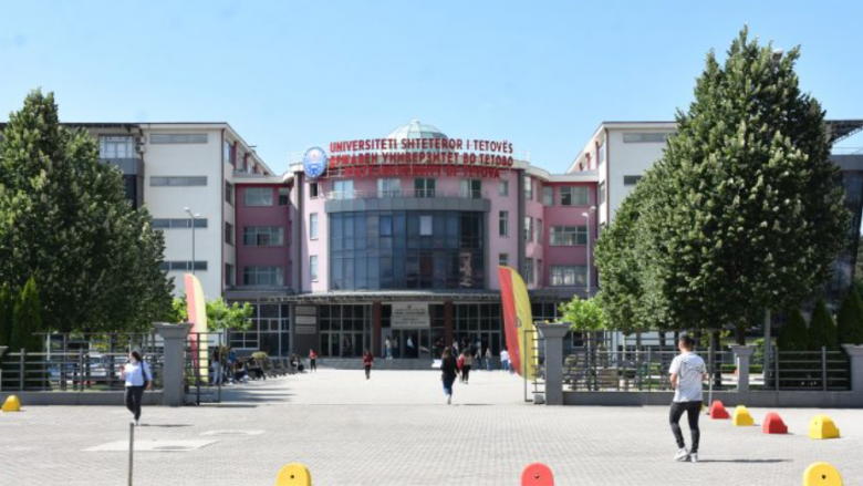 Sindikatat e pesë universiteteve publike në Maqedoni sot do të protestojnë për paga më të larta