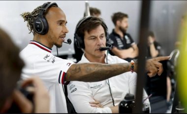 Shefi i Mercedesit i tronditur nga vendimi i Hamilton për të kaluar te Ferrari: As që u përpoqa t’i ndryshoja mendjen