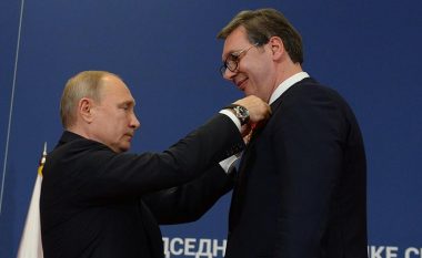 Putini në Festivalin Botëror të Rinisë: Serbia është aleati më i besueshëm i Rusisë