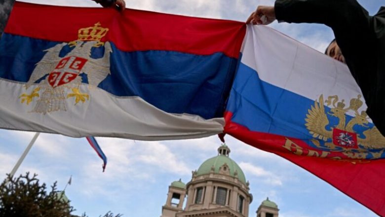 Ambasada serbe në Moskë shënon përvjetorin e bombardimeve të NATO-s