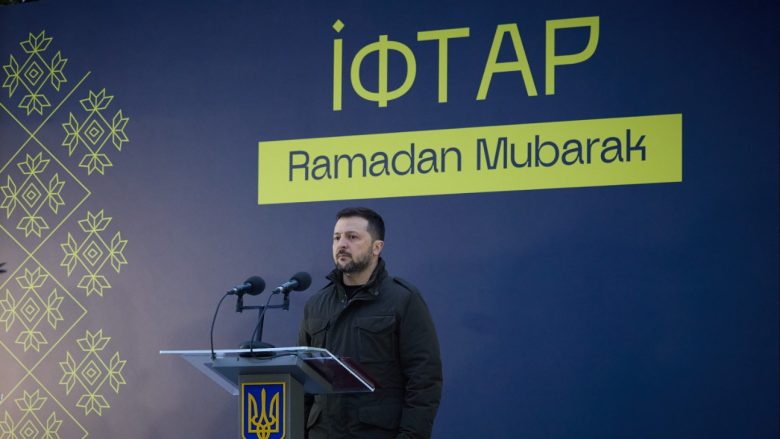 Zelensky në iftar me përfaqësues të komunitetit mysliman në Ukrainë