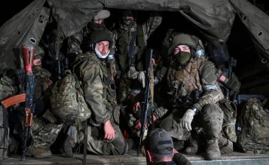 Mercenarët kinezë luftojnë për rusët në Ukrainë, komunikojnë me ushtarët e Putinit përmes ‘përkthyesit’ elektronik