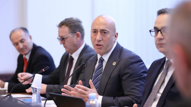 Haradinaj: Kjo qeveri nuk e ka prioritet arsimin