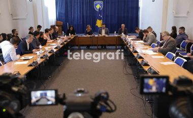 ​Anëtarët e KPM-së akuzohen nga disa deputetë se po shkelin Kushtetutën, letra e Ligës Premier se trajton Kosovën si shtet