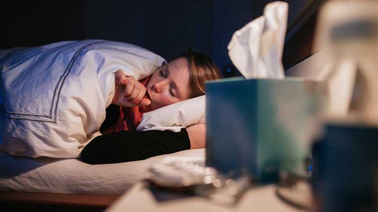 Pse simptomat e ftohjes përkeqësohen gjatë natës?