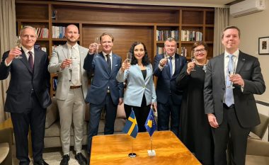 Dolli për anëtarësimin e Suedisë në NATO, Osmani: Po festojmë këtë ditë historike