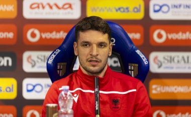 “Mbrojmë dhe sulmojmë të gjithë, Shqipëria ka shumë talente” – Gjimshiti flet për të gjitha para ndeshjes me Kilin