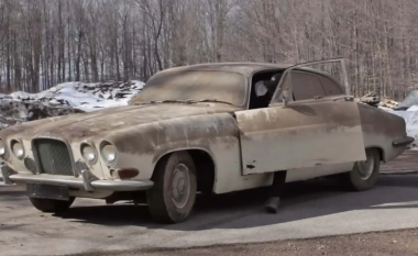 Pastrohet një model Jaguar i rrallë pas mbi 30 vitesh i mbyllur në hambar