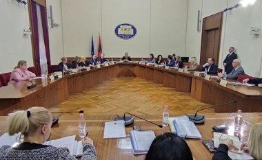 Arrihet dakordësia në parim mazhorancë-opozitë në Shqipëri, zbulohen komisionet hetimore që do të ngrihen