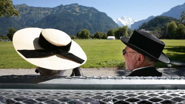 “58 për qind thanë ‘PO’”: Votuesit zviceranë votojnë për pensionin e 13-të brenda vitit