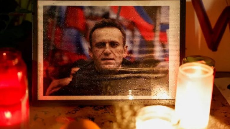 Varrimi i Alexei Navalnyt, kompanitë mortore po refuzojnë bartjen e trupit të pajetë pasi kanë marrë kërcënime