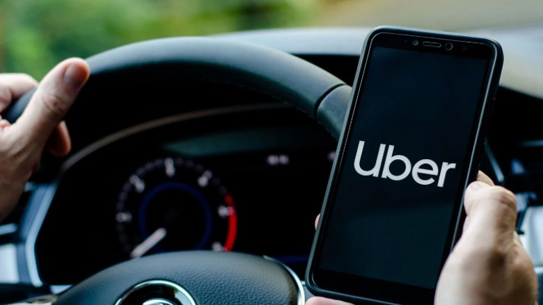 Uber ka rënë dakord të paguajë miliona euro për t’i dhënë fund luftës ligjore me taksitë australiane