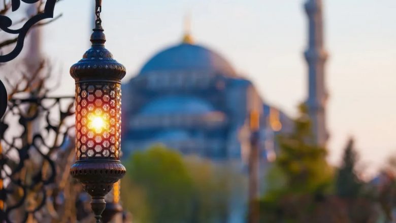 Nëntë fakte interesante rreth Ramazanit në Turqi
