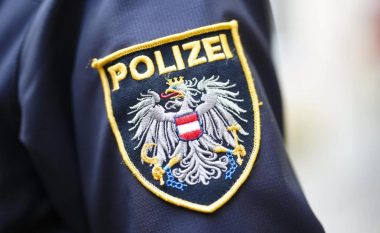 Vjen reagimi i autoriteteve pasi policët austriakë morën dhurata nga rusët