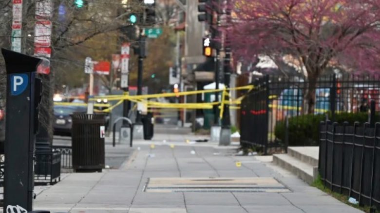 Dy të vdekur dhe të tjerë të plagosur pas të shtënave me armë në Uashington, DC