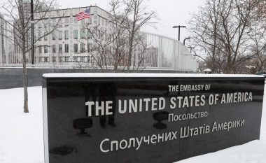Ambasada amerikane paralajmëron për sulm të afërt në Moskë nga "ekstremistët"