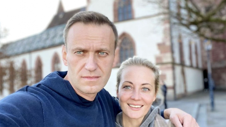 Yulia me video prekëse i jep lamtumirën e fundit bashkëshortit, Alexeit Navalnyt: Do të dua përgjithmonë
