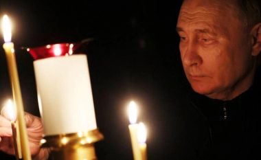 Putin vjen me “një version të ri” rreth asaj se kush ishin ata që kryen sulmin në sallën e koncerteve në Moskë