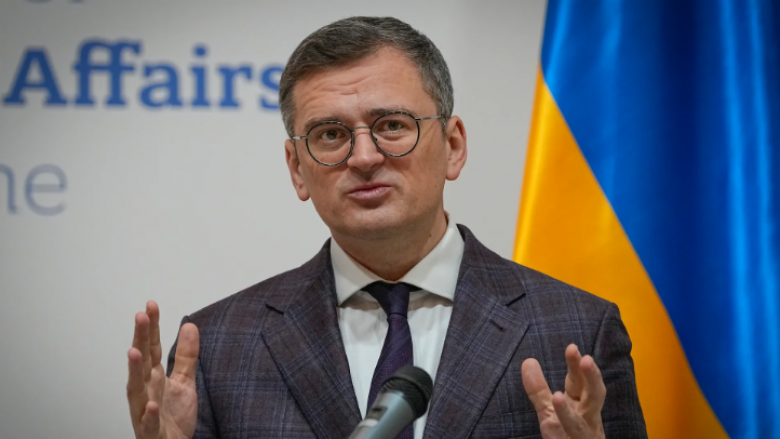 Ukraina po përpiqet të krijojë lidhje me aleatin historik të Rusisë, Indinë