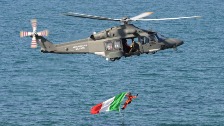Maqedonia do të furnizohet me helikopterë nga Italia