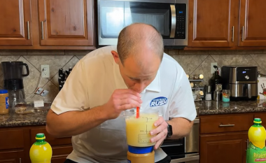 Burri nga Idaho piu një litër lëng limoni përmes një pipze në kohë rekord