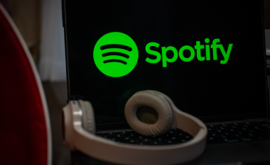 Spotify zbulon funksionin e ri të ‘Audiobooks’