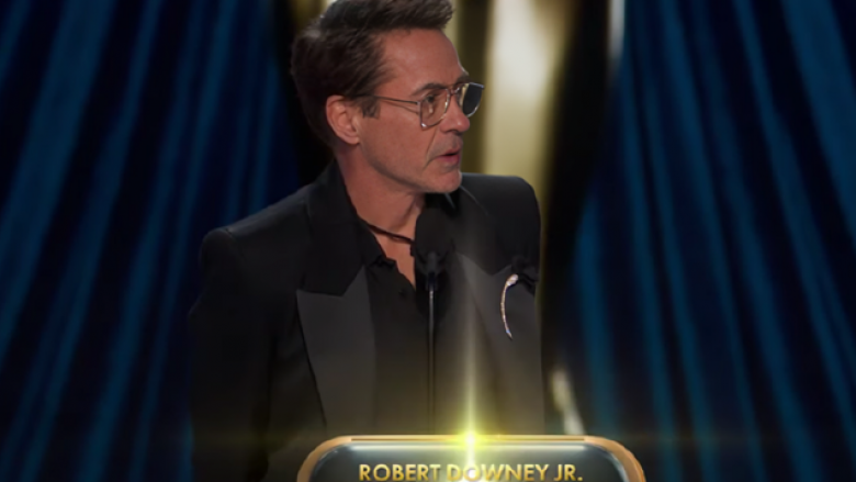 Robert Downey Jr. pas fitimit të Oscar-it: Faleminderit për fëmijërinë time të tmerrshme