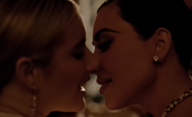 Publikohet trailer-i i pjesës së dytë të “American Horror Story: Delicate”: Kim Kardashian merr vëmendje me puthjen pasionante që i dhuron Emma Roberts
