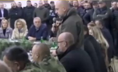 “Do të mbrohemi deri në vdekje”, publikohet video-incizimi i diskutimit të Vuçiqit dhe Radoçiqit e vitit 2021, së cilës i referohet Kusari-Lila